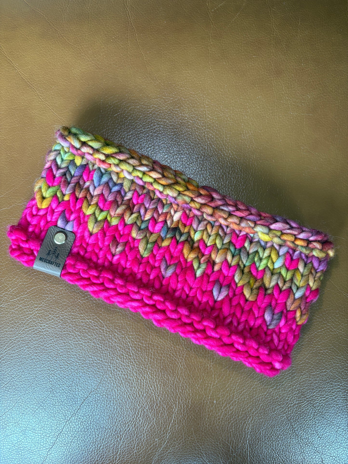 Merino Wool Knitted Headband - Primaveral in Hot Pink/Fall