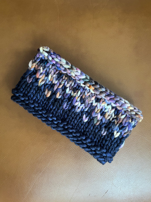 Merino Wool Knitted Headband - Primaveral in Navy/Purple/White